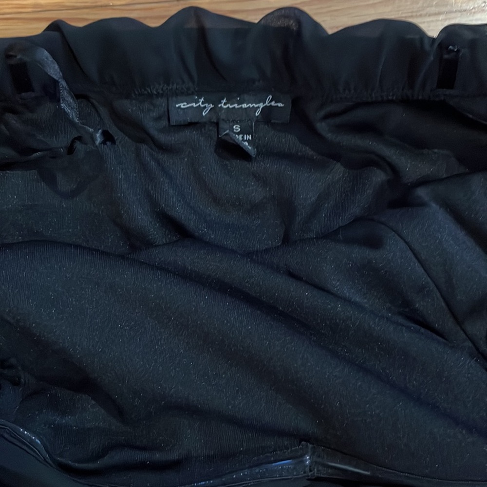 🎈5 for $15🎈triangles strapless black dress. Size S - Picture 3 of 3